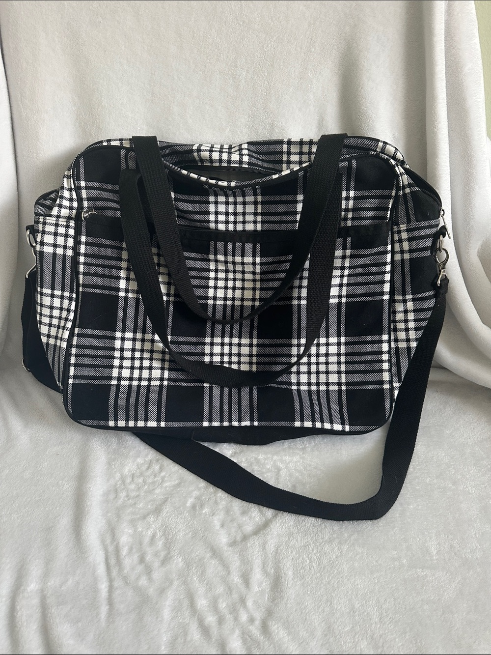 thirty-one Black and White Plaid Tote with Interior Pockets